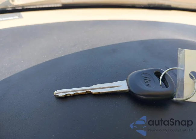 KNADC163926066740: 42206827