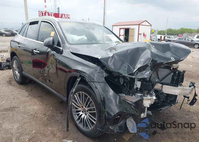 W1NKM4HB2SF365833: 42206891