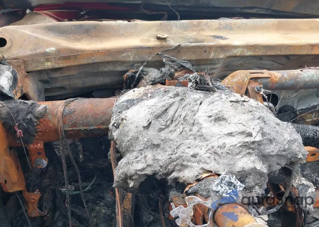 3VWC57BU9MM010811: 42206396