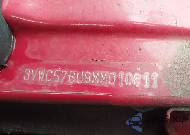 3VWC57BU9MM010811: 42206396