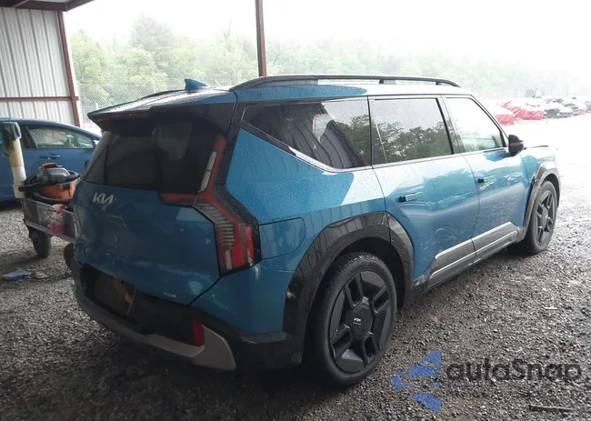 KNDAEFS53R6019735: 42207810