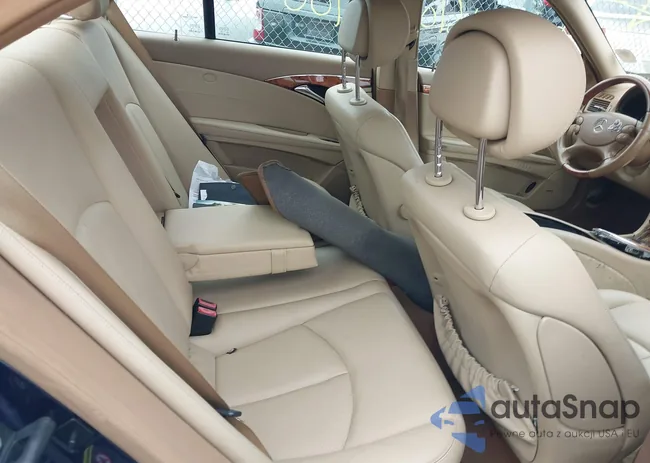 WDBUF87X29B404645: 42207847