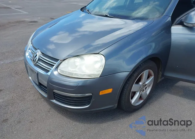 3VWJZ71K09M089563: 42207932