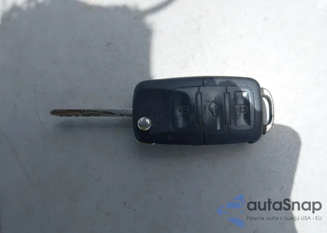 3VWJZ71K09M089563: 42207932