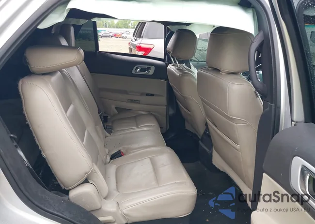 1FMHK7D85BGA17582: 42207956