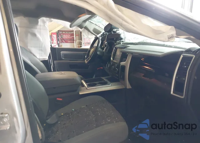 1C6RR7TM4FS737467: 42207180