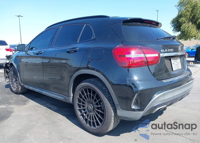 WDCTG4EBXJJ524465: 42207233