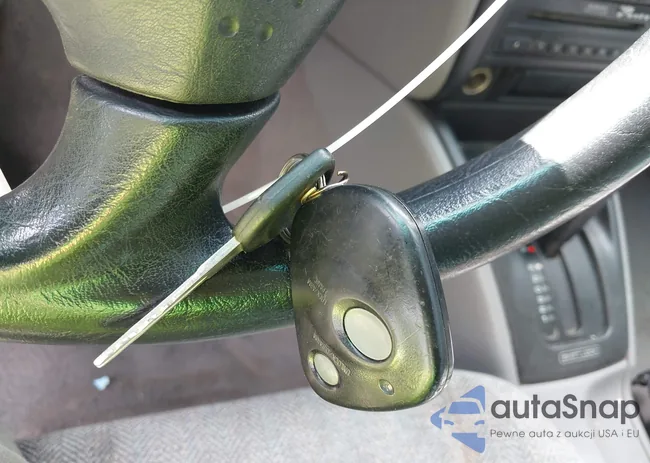 JF1SF63531H734724: 42207356