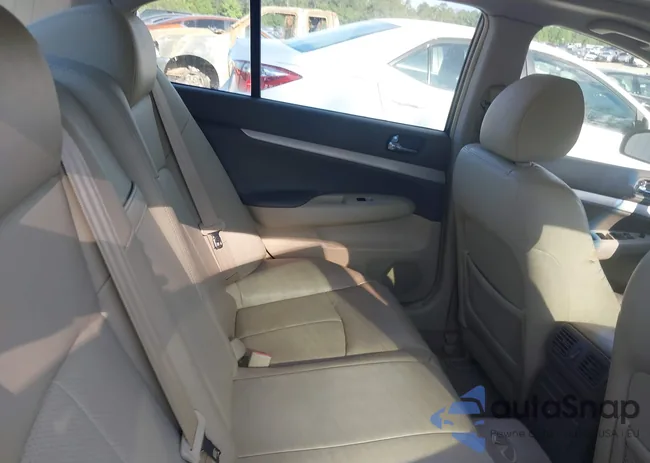 JNKBV61E68M218986: 42207390