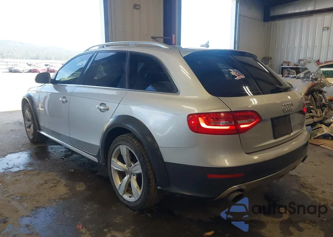 WA1UFAFL5DA210465: 42207403