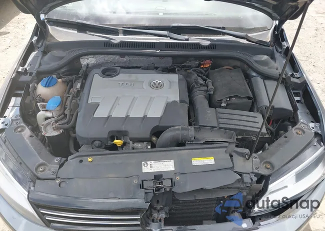 3VWLL7AJ3EM445368: 42208621