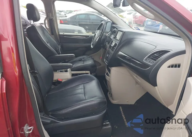 2C4RC1BG5CR301355: 42208636