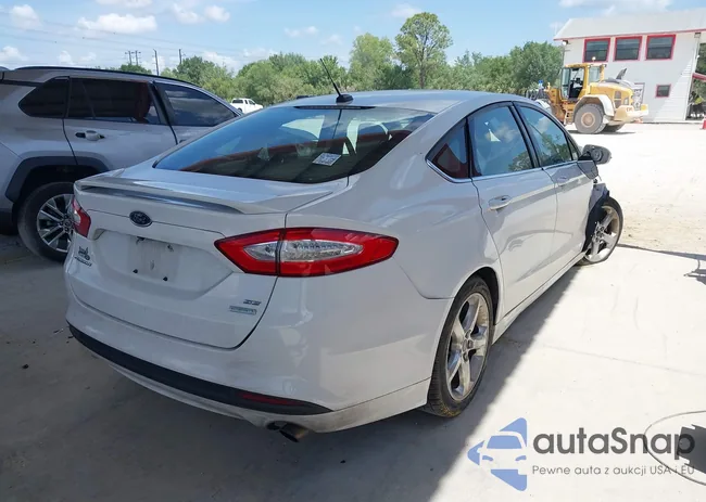 3FA6P0HD2FR222034: 42208711