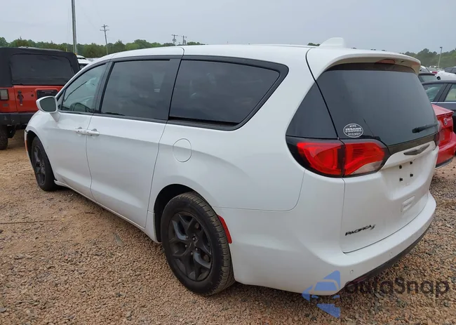 2C4RC1FG5JR287268: 42208739