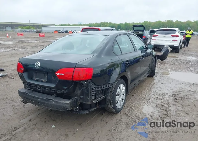 3VW2K7AJ3CM345279: 42208768