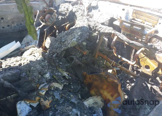 2C3KA53G48H255841: 42208828