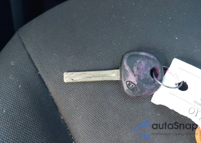 KNADM4A3XF6442356: 42208877