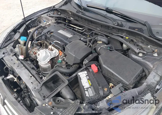 1HGCR2F5XDA217686: 42208881