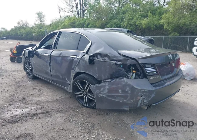 1HGCR2F5XDA217686: 42208881