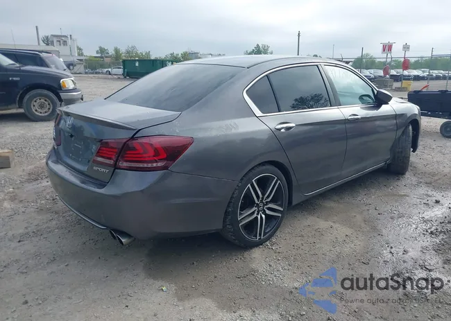 1HGCR2F5XDA217686: 42208881