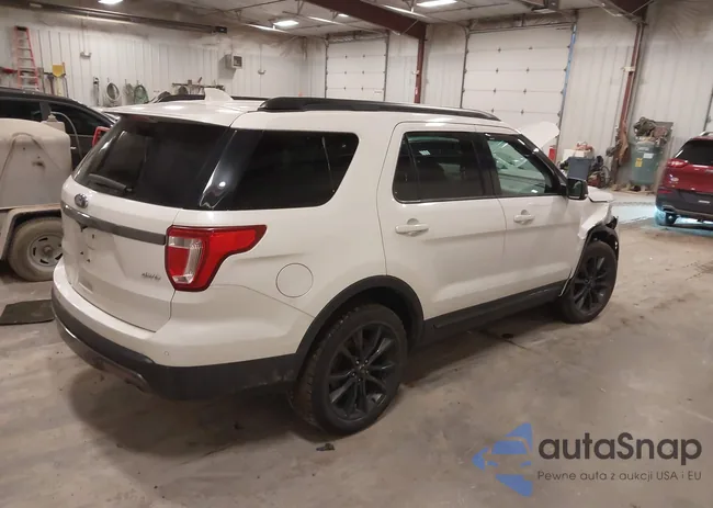 1FM5K8D83HGA30672: 42209007