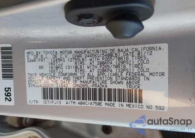 3TMJU4GN9CM131642: 42208133