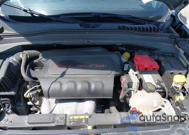 ZACCJBBB0JPG99713: 42208152