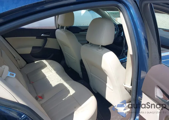 W04GP5EC3B1021703: 42208365