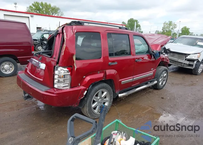 1C4PJMAK6CW167628: 42209633