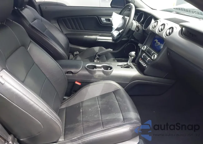 1FA6P8TH8P5109735: 42209775