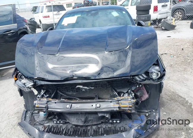 1FA6P8TH8P5109735: 42209775