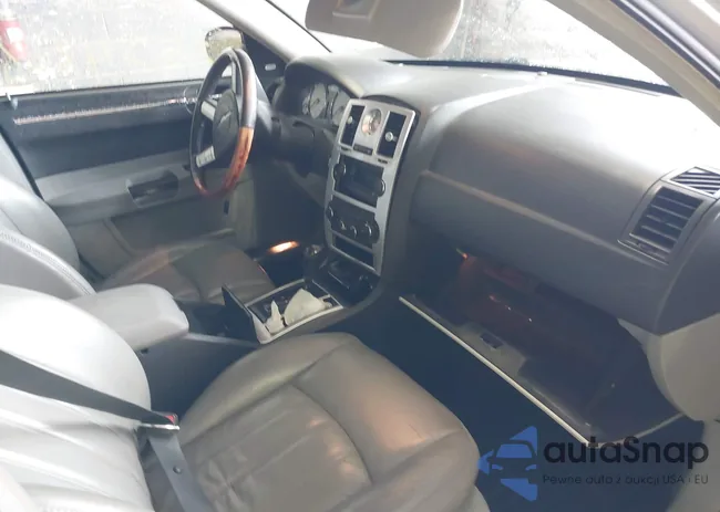 2C3KA63H06H198047: 42209818