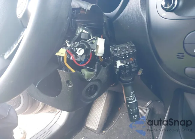 KNDJP3A52J7509933: 42209182