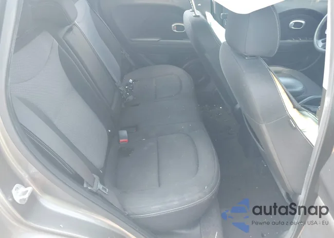 KNDJP3A52J7509933: 42209182