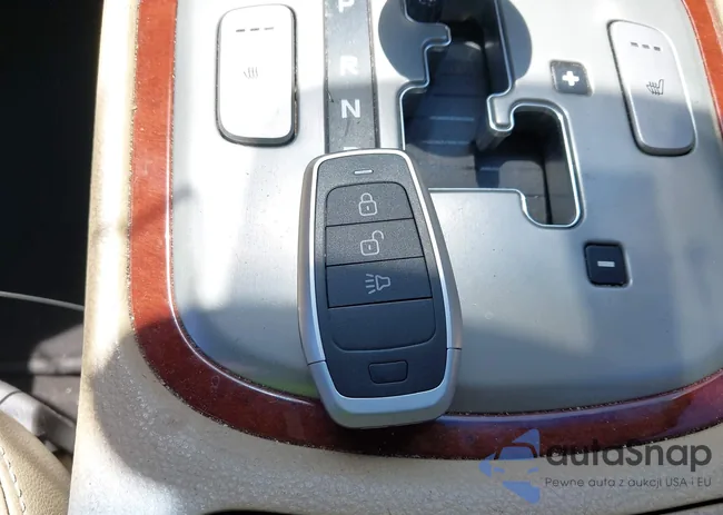 KMHGC4DD0CU185198: 42209317