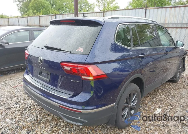 3VV2B7AX8NM098143: 42209345