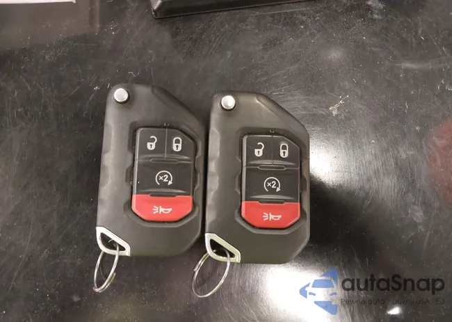 1C4HJXDN5MW717673: 42210527