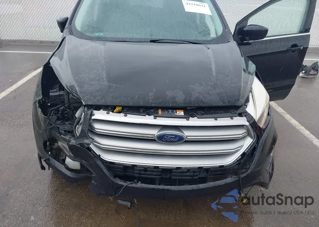 1FMCU0GD4HUD39015: 42210631