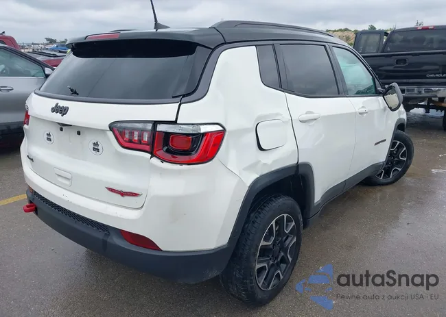 3C4NJDDB6LT126585: 42210794