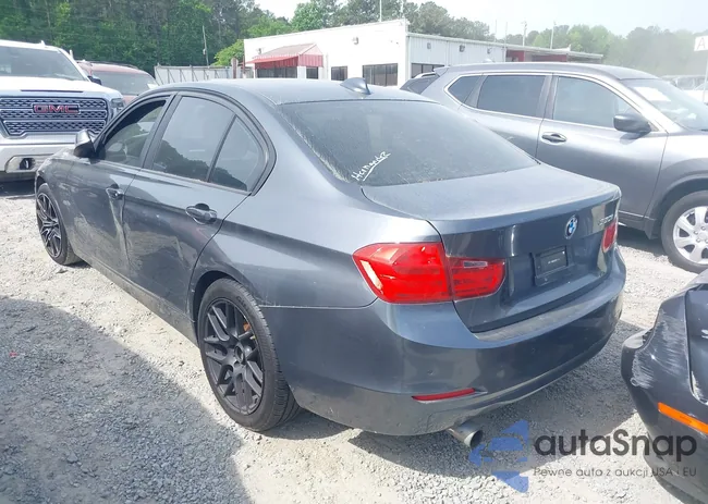 WBA3B1G58FNT04412: 42210810