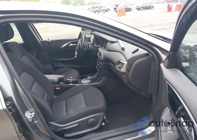 SJKCH5CP8HA016493: 42210817