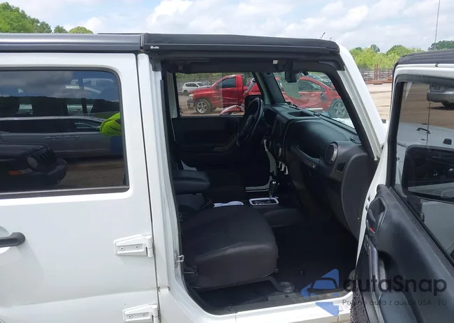 1C4BJWDG4GL347954: 42210836