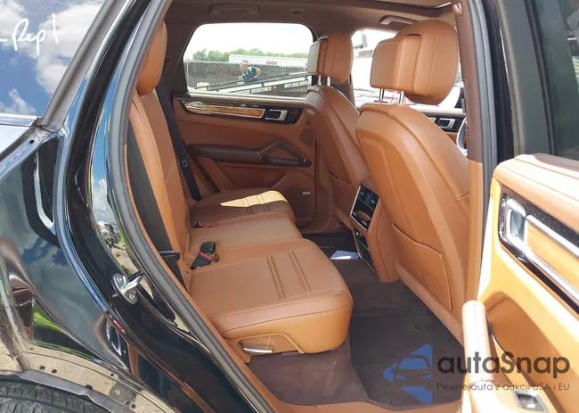 WP1AA2AY3KDA03664: 42210870