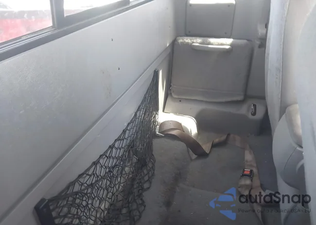 1FTZR15V5YPB70686: 42210017