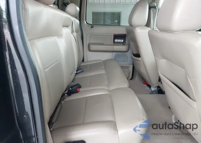 1FTPW14V28FB87601: 42211440