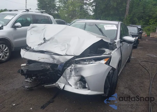 1N4BL4EV3KC214502: 42211803