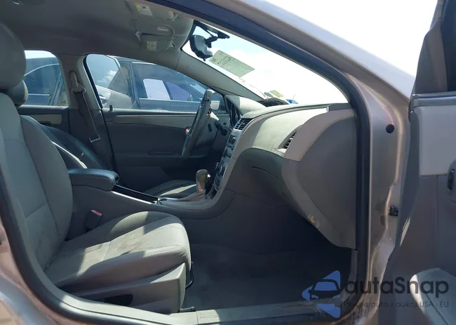 1G1ZB5E09CF179091: 42211117