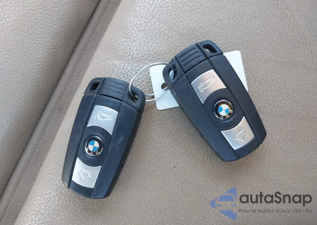 WBAPM5C51BE577436: 42211150