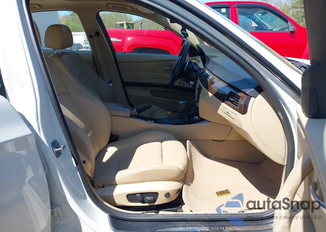 WBAPM5C51BE577436: 42211150