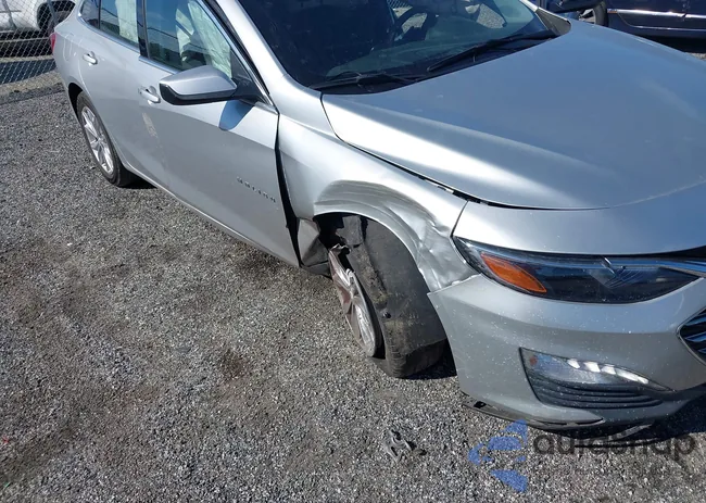 1G1ZD5ST6LF002975: 42211243